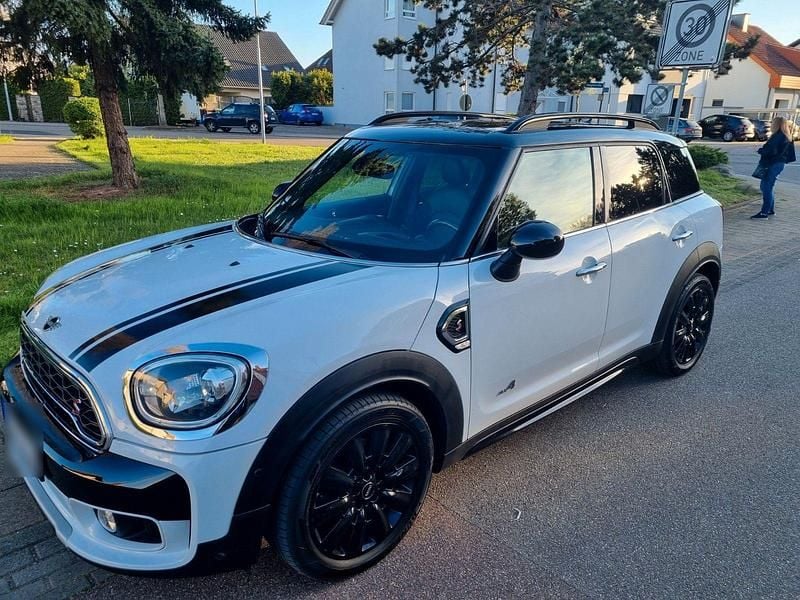 Second-hand Mini Cooper SD 190 CP (139 kW) 2018 Alb Hatchback