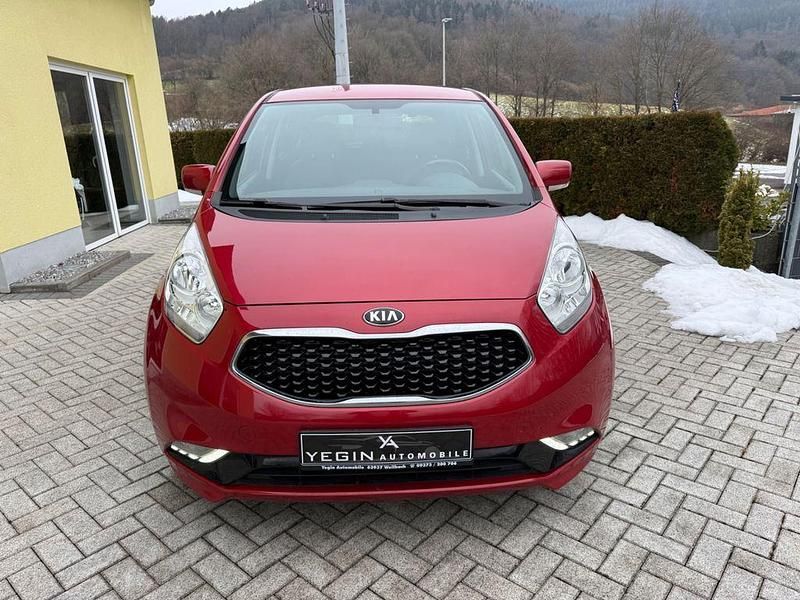 Gebraucht Kia Venga 125 PS (91 kW) 2017 Rot Kleinwagen