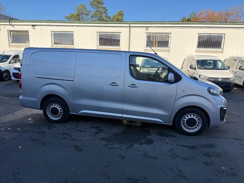 Gebraucht Peugeot Expert Premium 179 PS (131 kW) 2018 Grau Van