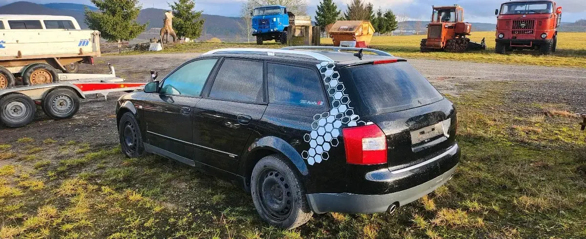 Używany Audi A4 S-Line 169 KM (124 kW) 2003 Czarny Kombi