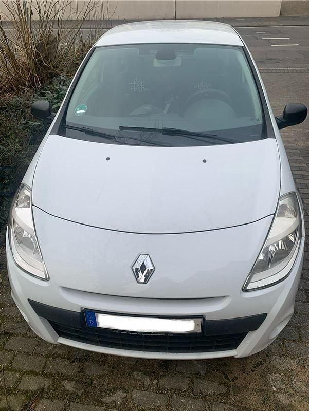 Gebraucht Renault Clio IV 75 PS (55 kW) 2012 Weiß Kleinwagen