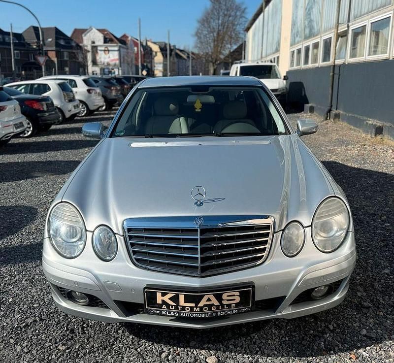 Gebraucht Mercedes E200 184 PS (135 kW) 2006 Silber Limousine