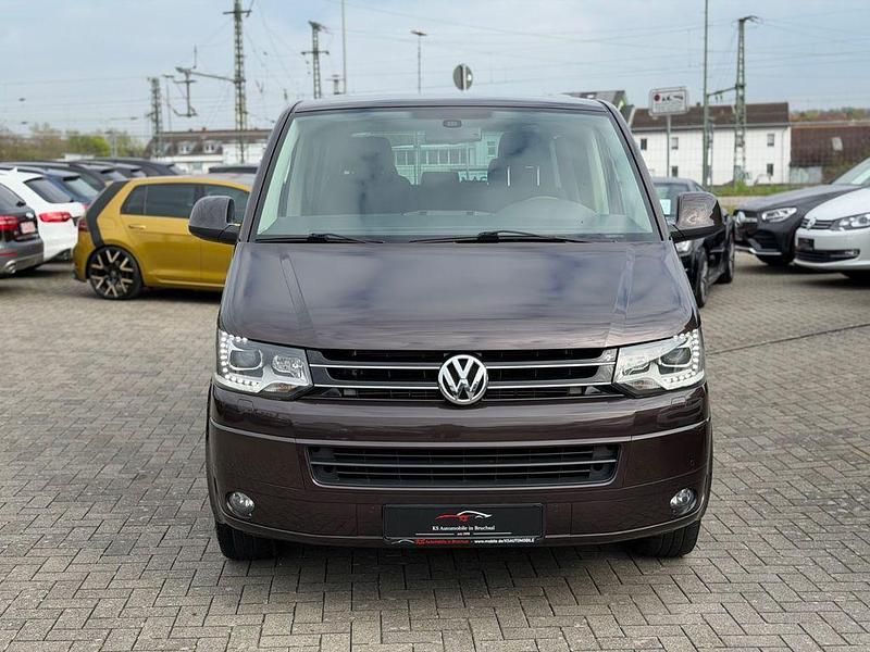 Gebraucht VW Multivan 140 PS (102 kW) 2013 Violett Van / Kleinbus