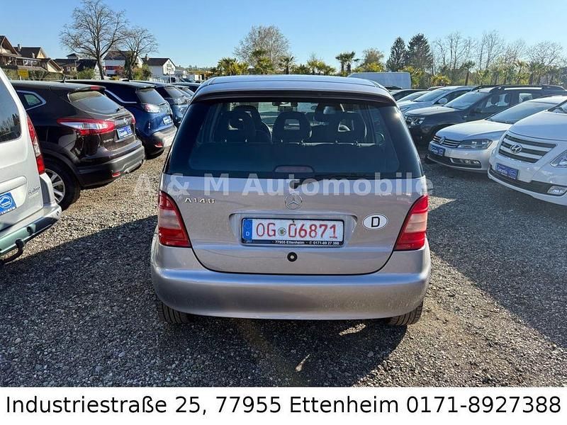 Gebraucht Mercedes A140 Elegance 82 PS (60 kW) 2000 Silber Limousine