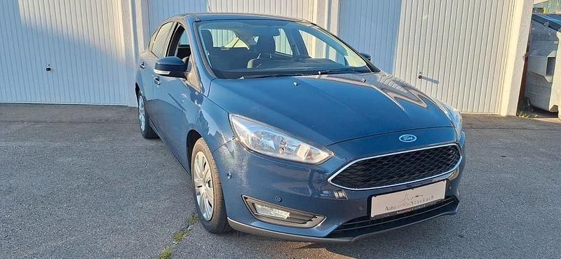 Usata Ford Focus 125 CV (91 kW) 2017 Blu Berlina