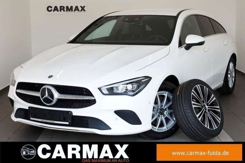 Polarweiss unilack Gebraucht 2023 Mercedes CLA200 Kombi | 30.400 € (Guter Preis) - Bild 1/4