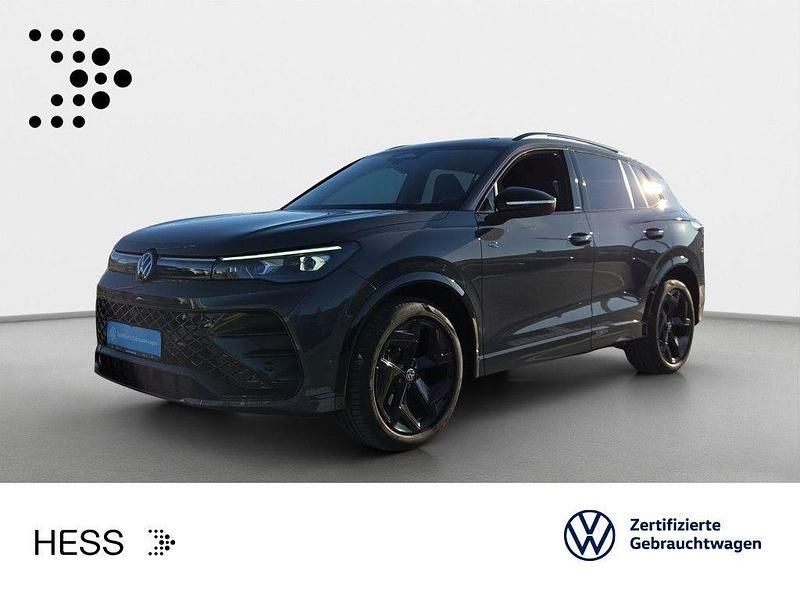Gebraucht VW Tiguan R-line 150 PS (110 kW) 2024 Delfingrau (metallic) SUV
