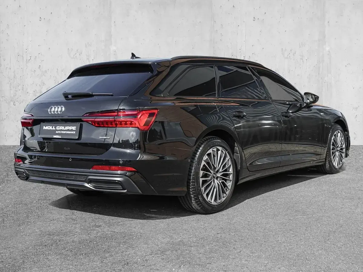 Gebraucht Audi A6 Sport 299 PS (219 kW) 2022 Mythosschwarz (metallic) Kombi