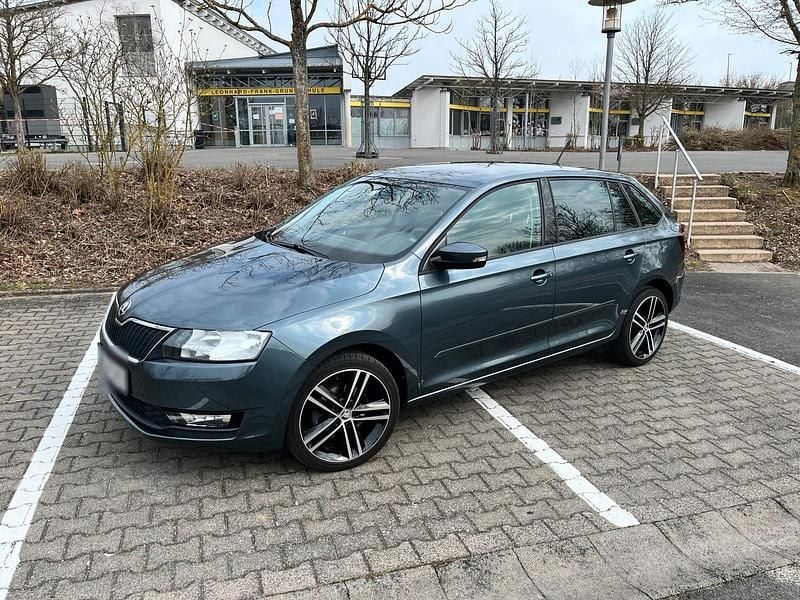 Gebraucht Skoda Rapid 110 PS (80 kW) 2019 Grau Kleinwagen