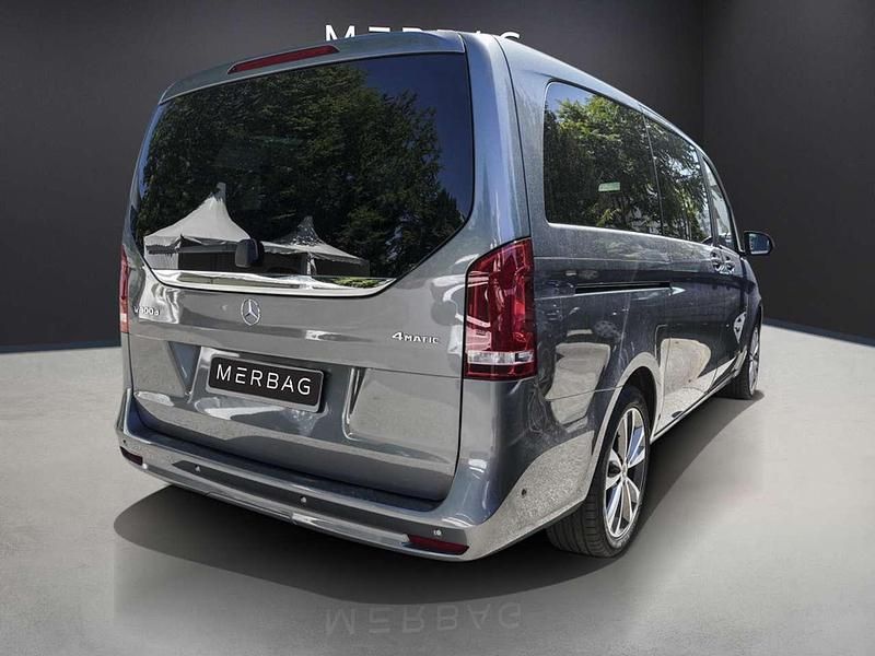 Gebraucht Mercedes V300 Edition 237 PS (174 kW) 2022 Slenitgrau Van / Kleinbus