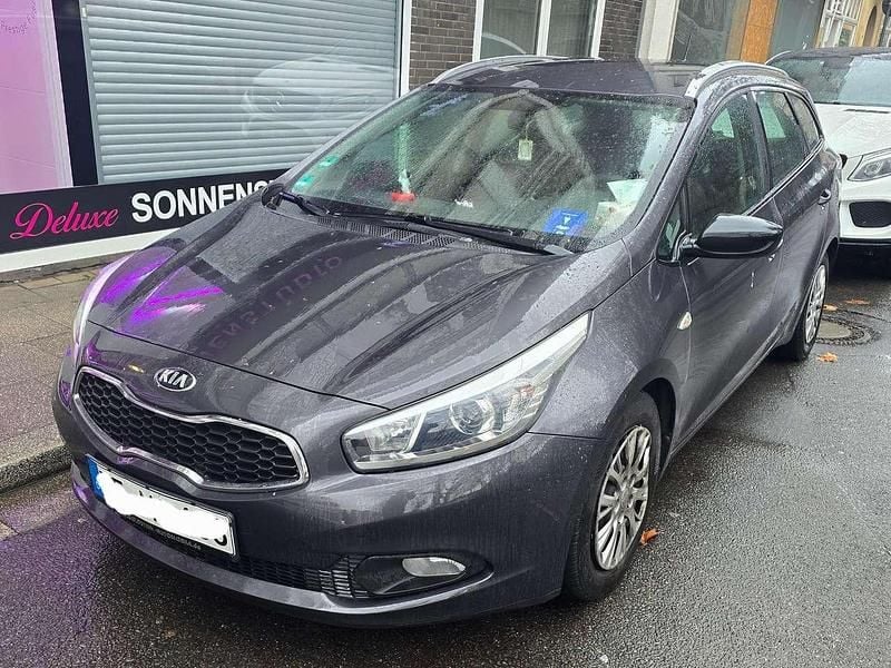 Gebraucht Kia Ceed 128 PS (94 kW) 2014 Kleinwagen