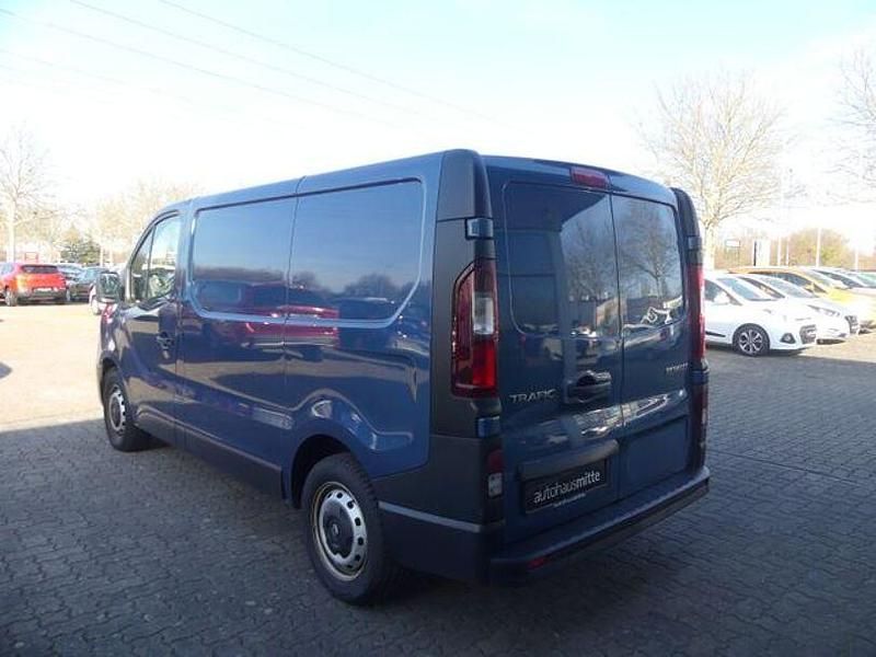 Gebraucht Renault Trafic Komfort 95 PS (69 kW) 2018 Blau Van / Kleinbus