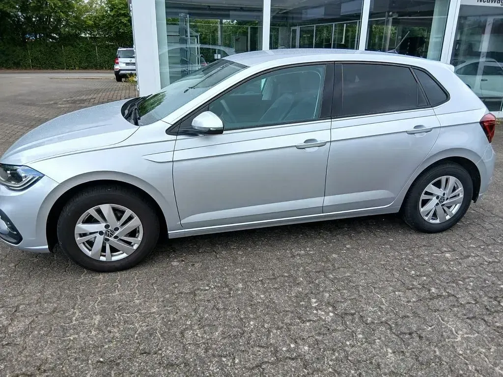 Gebraucht VW Polo Style 95 PS (69 kW) 2025 Silber Kleinwagen