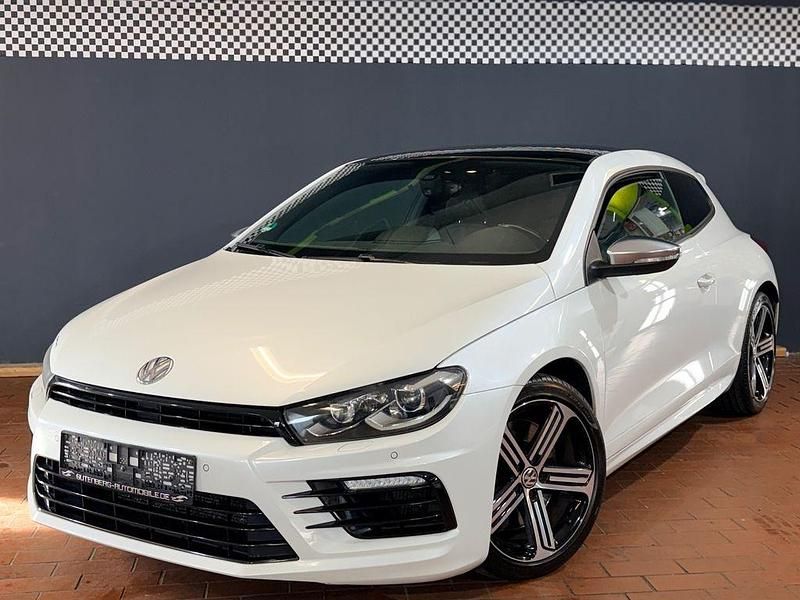 Weiß Gebraucht 2015 VW Scirocco R Coupé | 16.490 € (Fairer Preis) - Bild 1/4