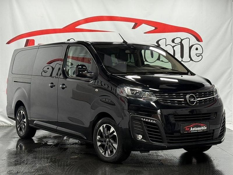 Schwarz Gebraucht 2019 Opel Zafira Life Innovation Van | 28.790 € (Guter Preis) - Bild 1/4