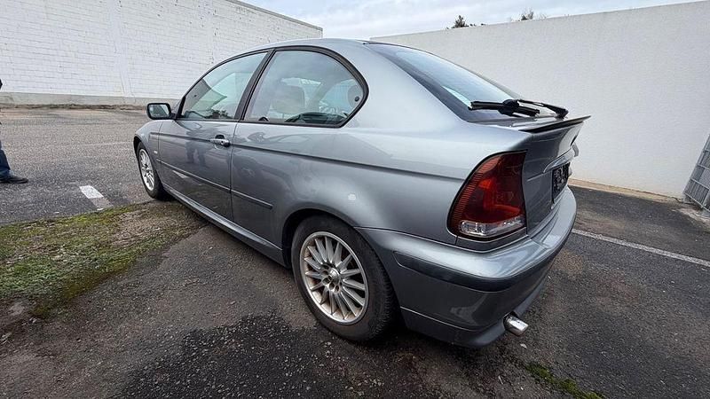 Gebraucht BMW 316 116 PS (85 kW) 2003 Grau Limousine