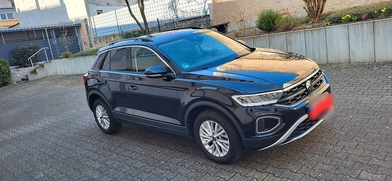 Gebraucht VW T-Roc Life 110 PS (80 kW) 2023 Schwarz SUV