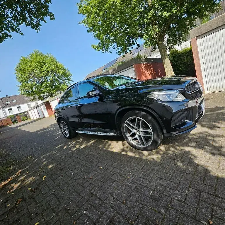Gebraucht Mercedes GLE350 258 PS (189 kW) 2017 Schwarz SUV