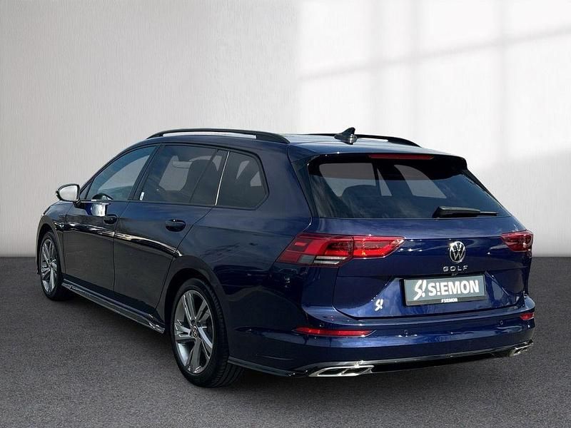 Gebraucht VW Golf VIII R-line 150 PS (110 kW) 2023 Blau Kombi