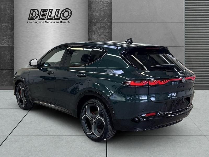 Neu Alfa Romeo Tonale Veloce 174 PS (127 kW) 2026 Verde monza SUV
