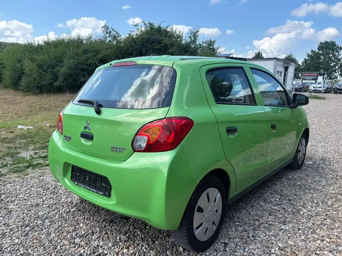 Gebraucht Mitsubishi Space Star Classic Collection 71 PS (52 kW) 2014 F24 ext Van / Kleinbus