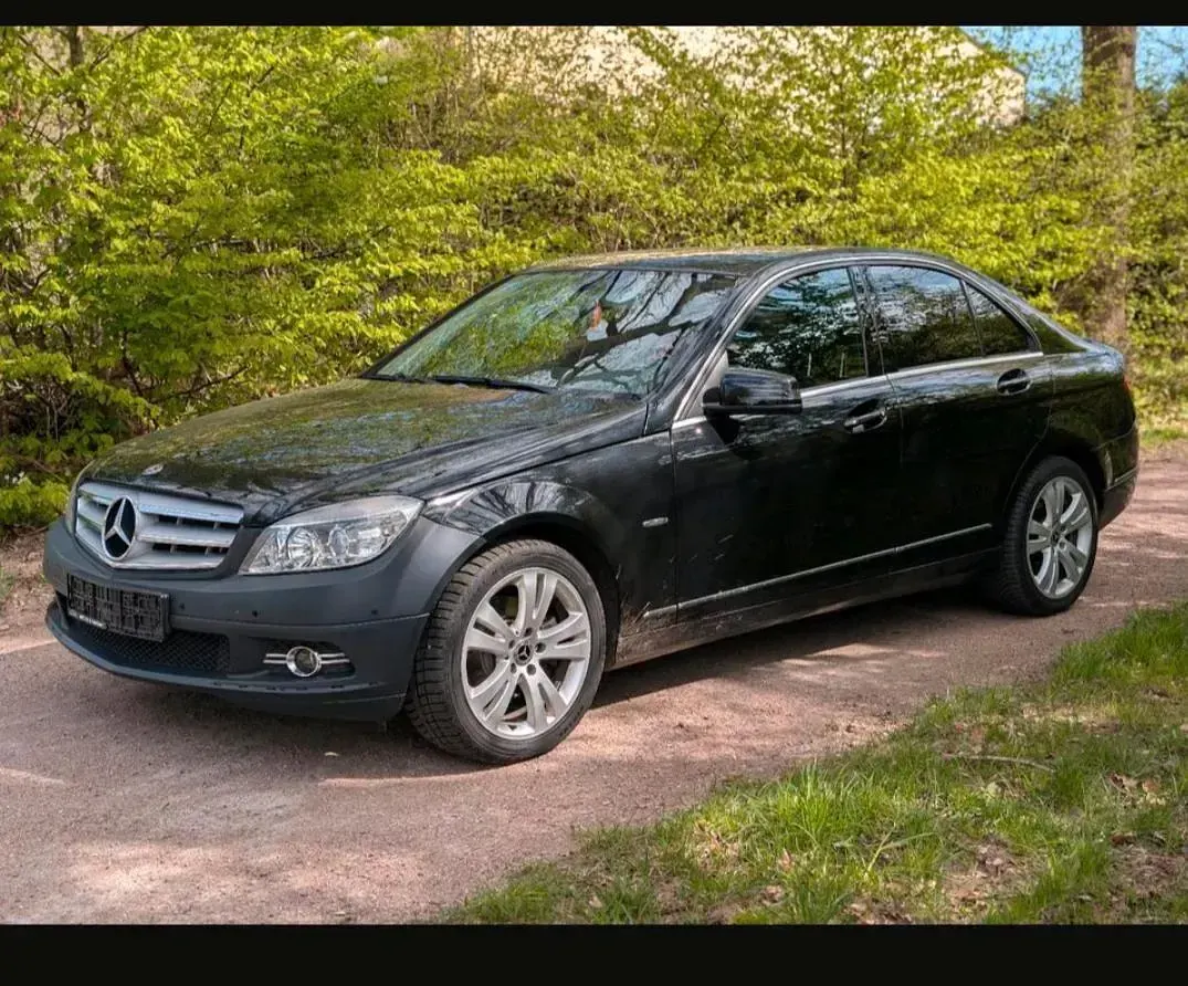 Gebraucht Mercedes C200 184 PS (135 kW) 2009 Schwarz Limousine