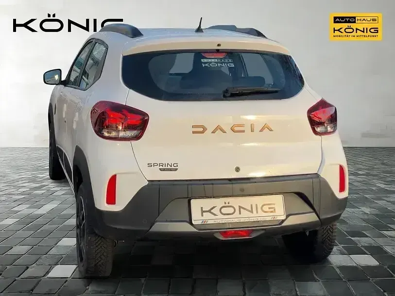 Używany Dacia Spring Extreme 47 kW (65 KM) 2023 Biały Hatchback