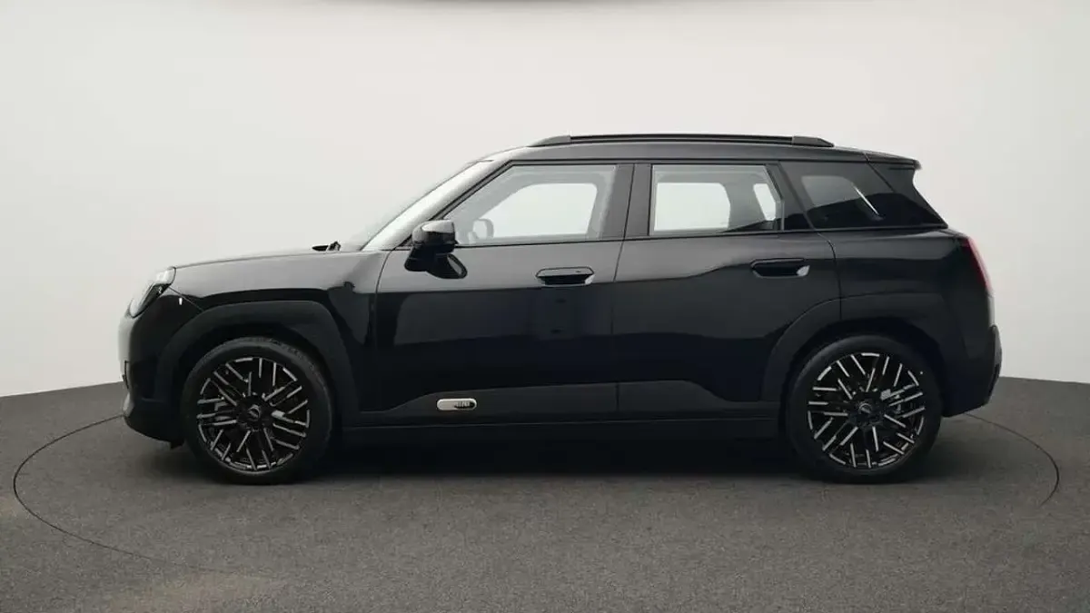 Gebraucht Mini Aceman Favoured 160 kW (218 PS) 2025 Schwarz SUV