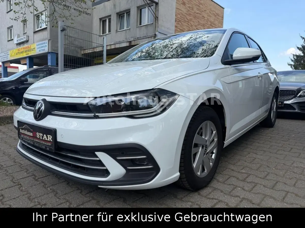 Gebraucht VW Polo Style 110 PS (80 kW) 2023 Weiß Kleinwagen