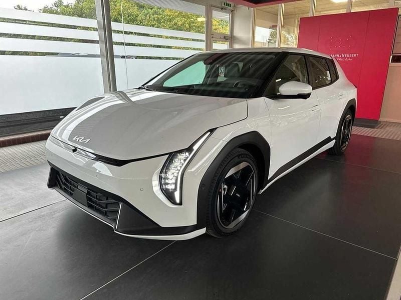Neu Kia EV4 Earth 150 kW (204 PS) 2025 Weiß Kleinwagen