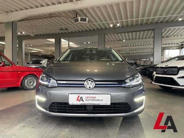 Gebraucht VW e-Golf 100 kW (136 PS) 2020 Grau Kleinwagen