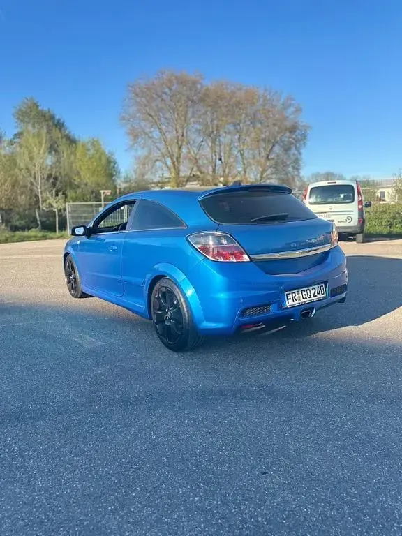 Gebraucht Opel Astra GTC OPC 241 PS (177 kW) 2007 Blau Limousine