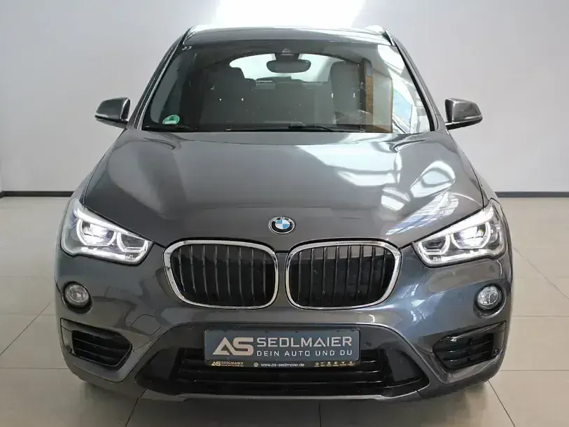 Usado BMW X1 Sport Line 190 CV (139 kW) 2016 Gris SUV