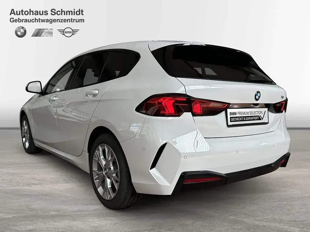 Używany BMW 116 122 KM (89 kW) 2025 Biały Hatchback