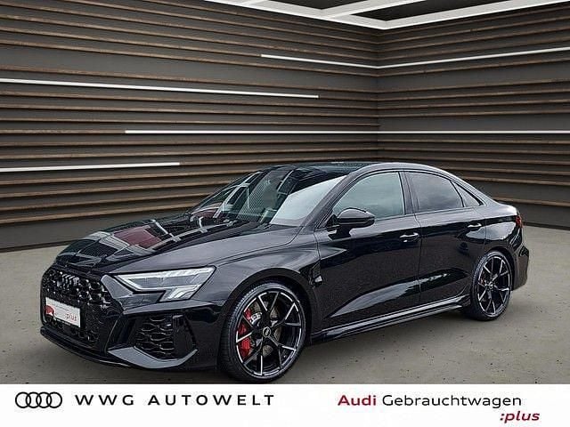 Schwarz Gebraucht 2022 Audi RS3 Sport Kleinwagen | 43.450 € (Superpreis) - Bild 1/4