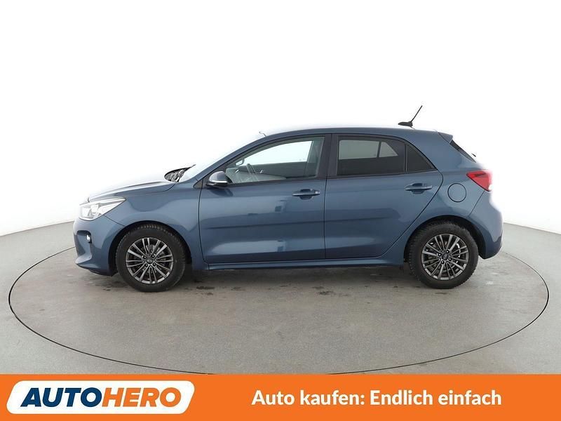 Gebraucht Kia Rio DREAM-TEAM Edition 99 PS (72 kW) 2017 Blau Limousine