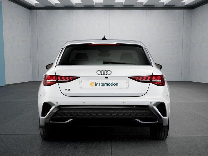 Gebraucht Audi A3 150 PS (110 kW) 2025 Weiß Limousine