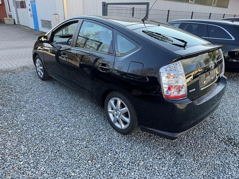Gebraucht Toyota Prius Sol 77 PS (56 kW) 2009 Schwarz Kleinwagen