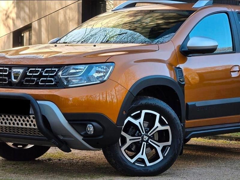 Gebraucht Dacia Duster 125 PS (91 kW) 2018 Orange SUV