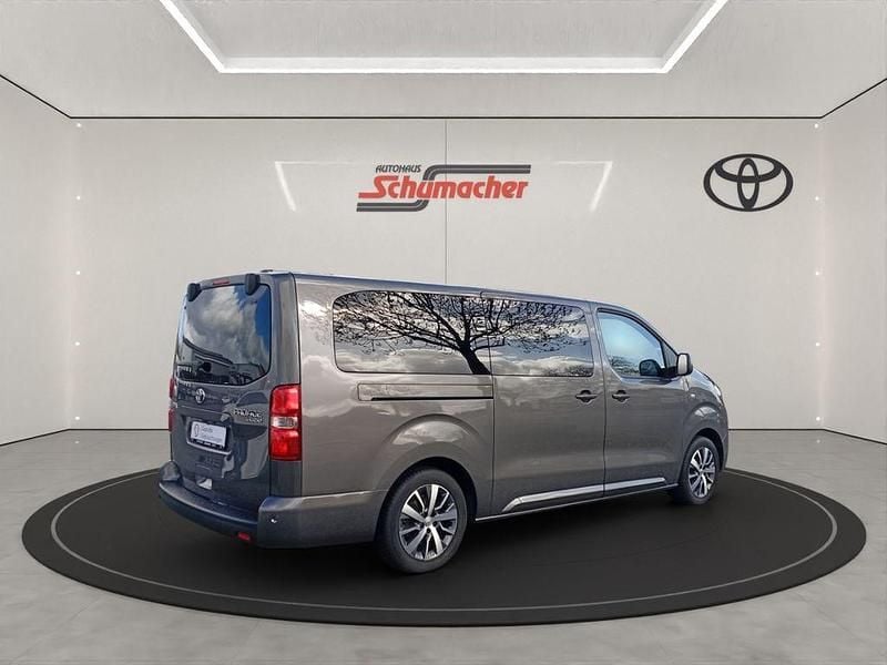 Gebraucht Toyota Proace Team 177 PS (130 kW) 2024 Grau Van / Kleinbus