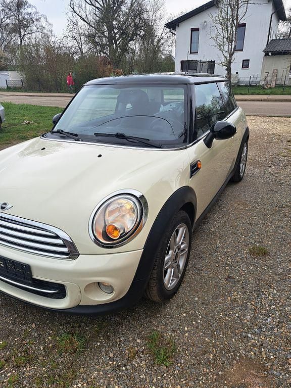 Usado Mini Cooper D 109 HP (80 kW) 2010 Branco Citadino