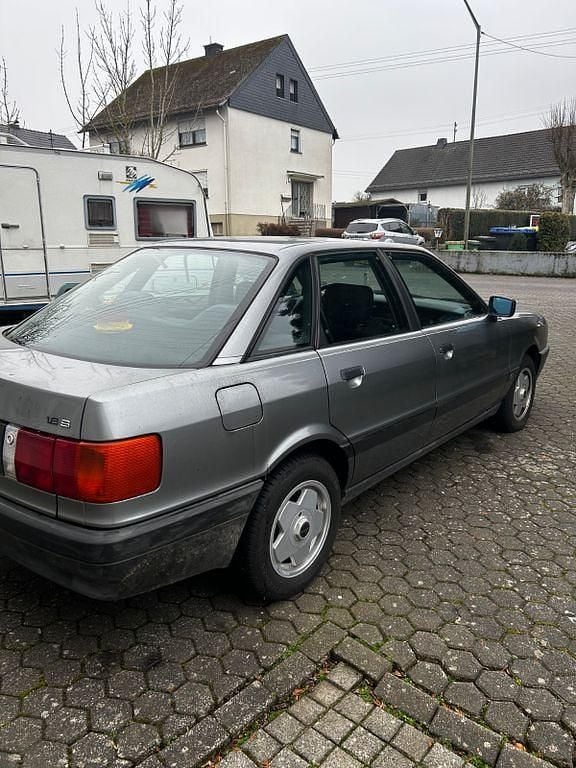 Gebraucht Audi 80 90 PS (66 kW) 1989 Grau Limousine