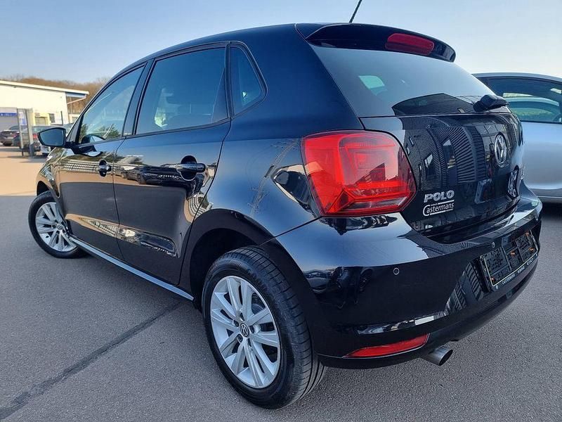Gebraucht VW Polo 90 PS (66 kW) 2016 Schwarz Limousine