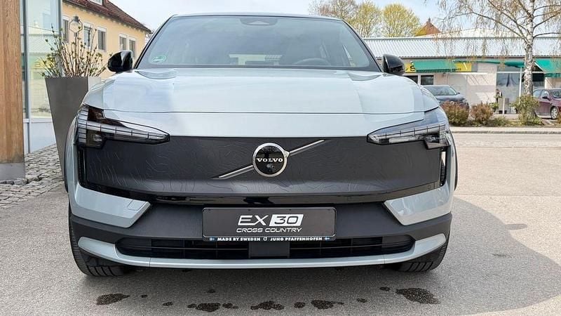 Gebraucht Volvo EX30 CC Performance 314 kW (428 PS) 2025 Vapour grey SUV