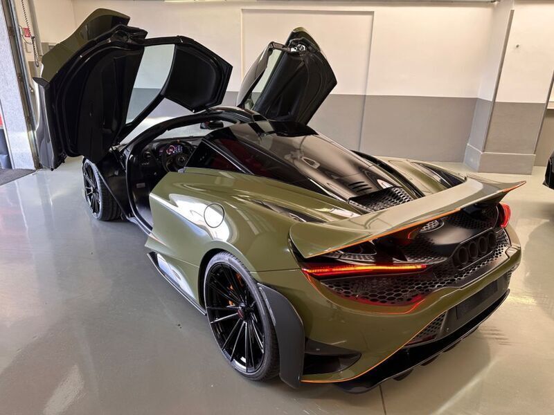 Gebraucht McLaren 765LT 765 PS (562 kW) 2021 Grau Coupé