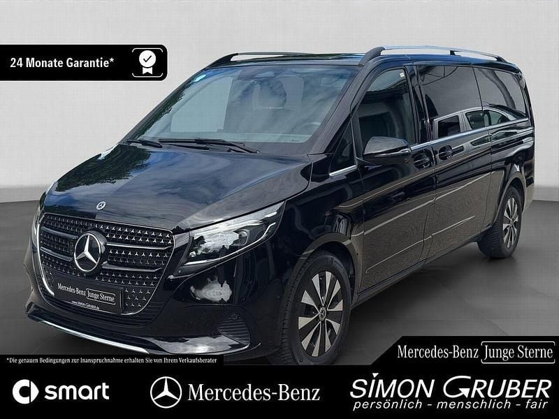 Obsidianschwarz Gebraucht 2024 Mercedes V300 Avantgarde Van / Kleinbus | 69.850 € (Fairer Preis) - Bild 1/4