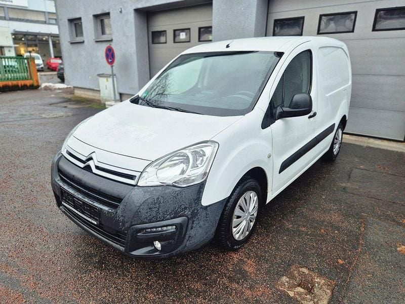 Weiß Gebraucht 2018 Citroën Berlingo Business Class Van / Kleinbus | 7.990 € (Fairer Preis) - Bild 1/4