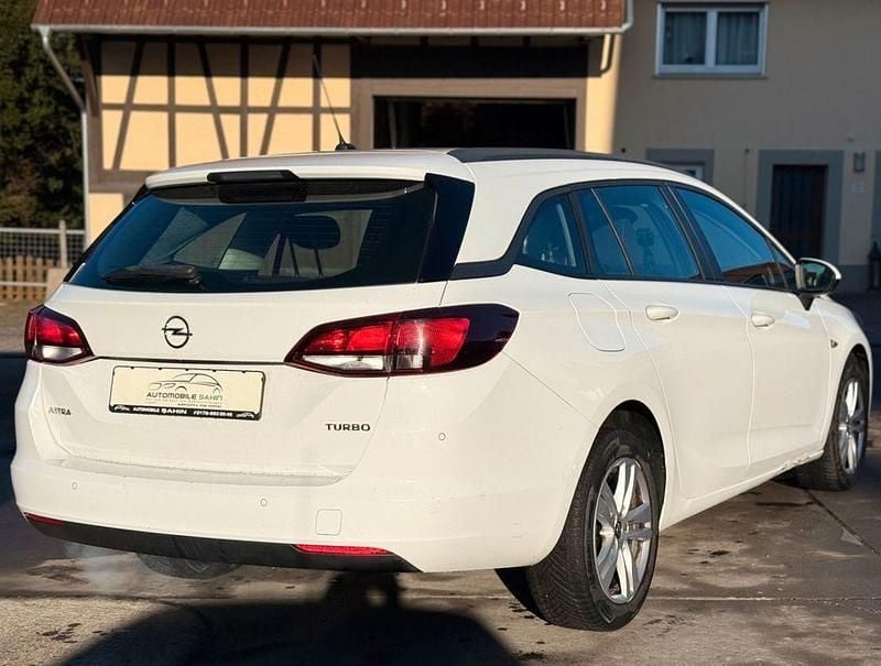 Gebraucht Opel Astra Edition 125 PS (91 kW) 2017 Weiß Kombi