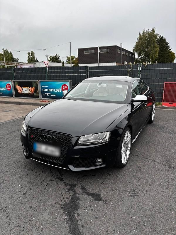 Schwarz Gebraucht 2010 Audi S5 Sportback Kleinwagen | 19.500 € (Etwas zu teuer) - Bild 1/4
