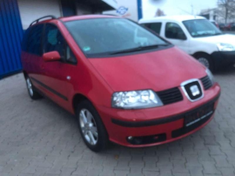 Gebraucht Seat Alhambra Vigo 140 PS (102 kW) 2009 Rot Van / Kleinbus